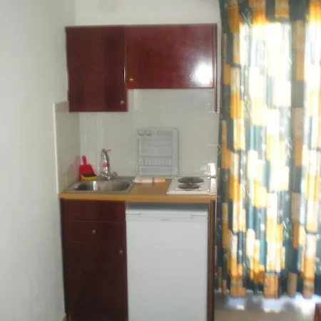 Rea Sun * Naxos City